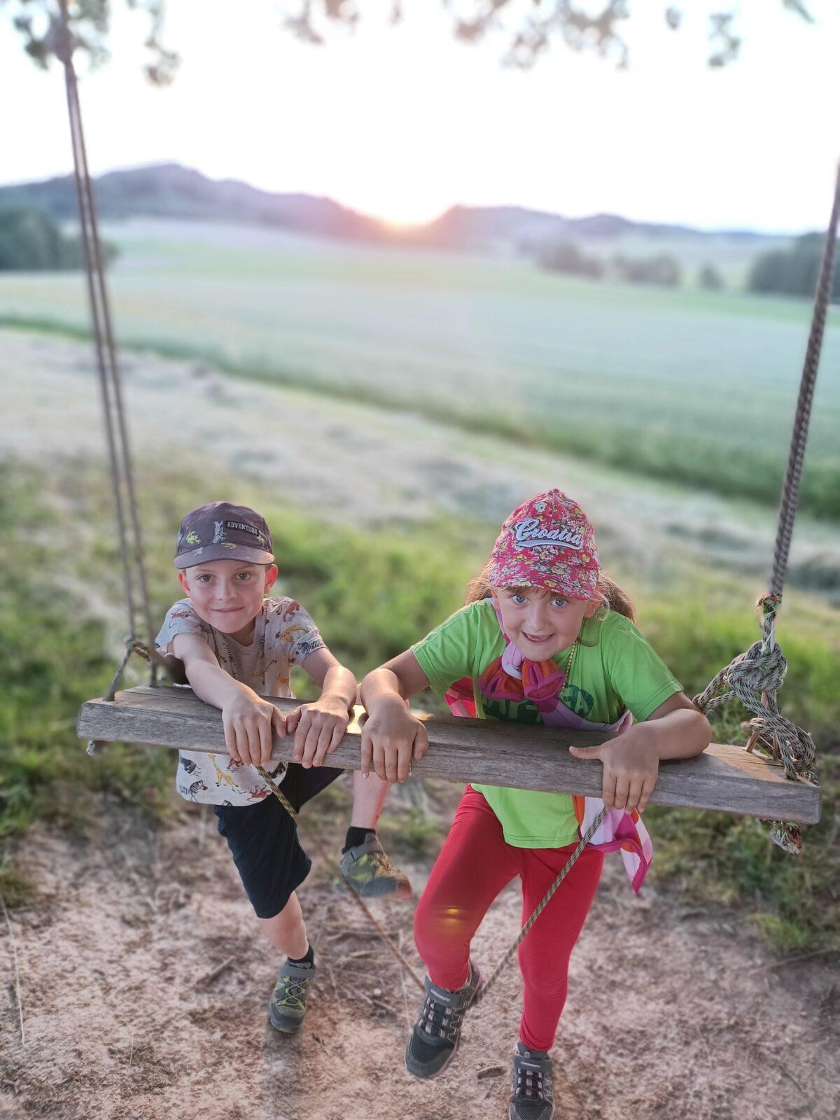 TLAPKY - spaní ve škole - 49