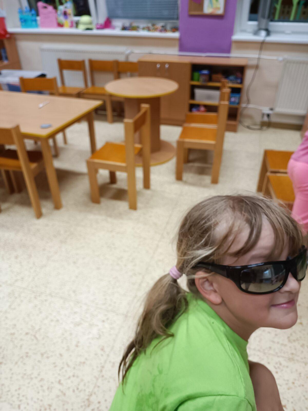 TLAPKY - spaní ve škole - 67