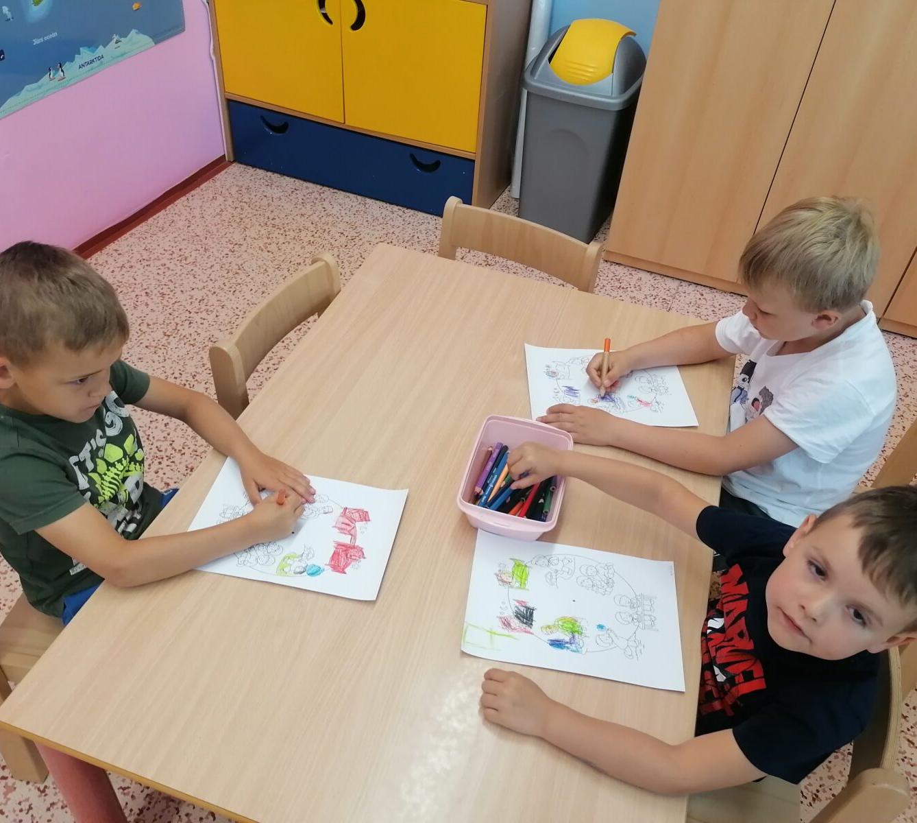 Tvořeníčko, tvoření: "Co děláme celý den?" :-) - 2