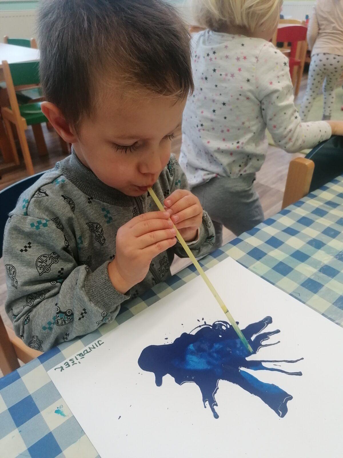 Broučci: "Tvořeníčko, tvoření" :-) - 35