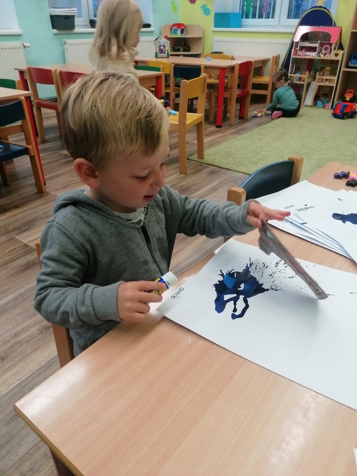 Broučci: "Tvořeníčko, tvoření" :-) - 42