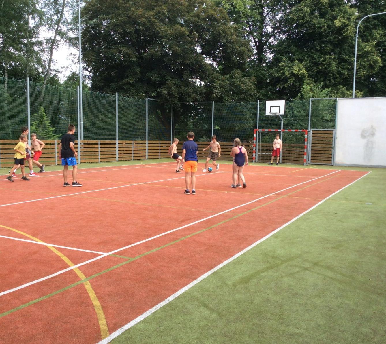 Závěr školního roku v aquaparku - 25