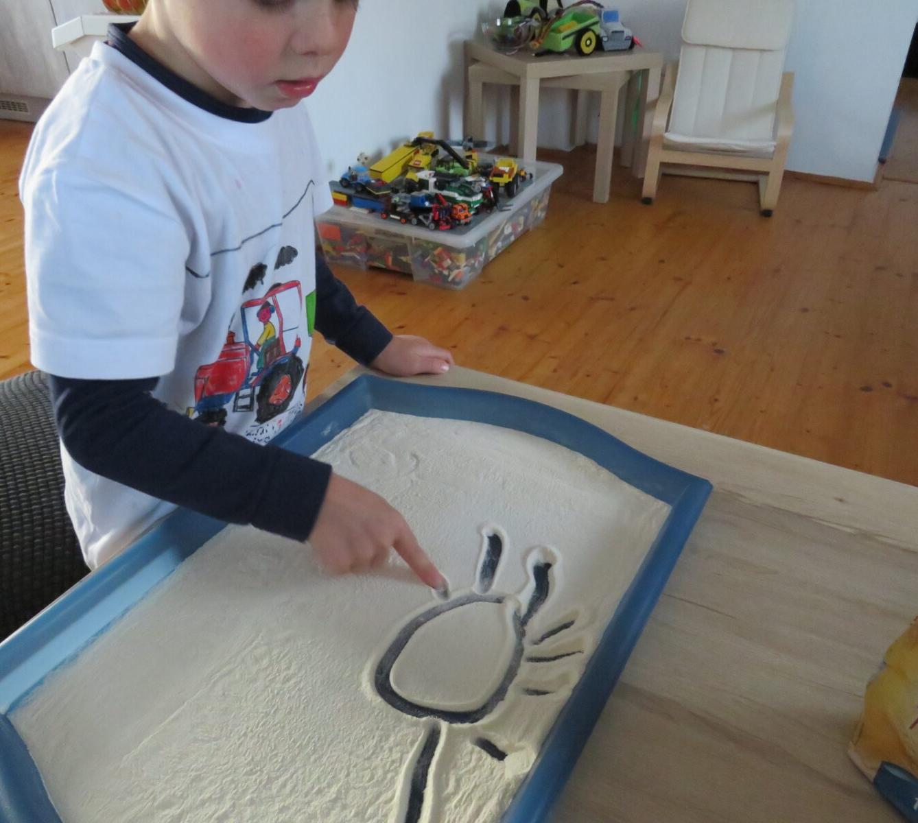 Distanční výuka v MŠ Kamarád ("Těšíme se k zápisu") :-) - 26