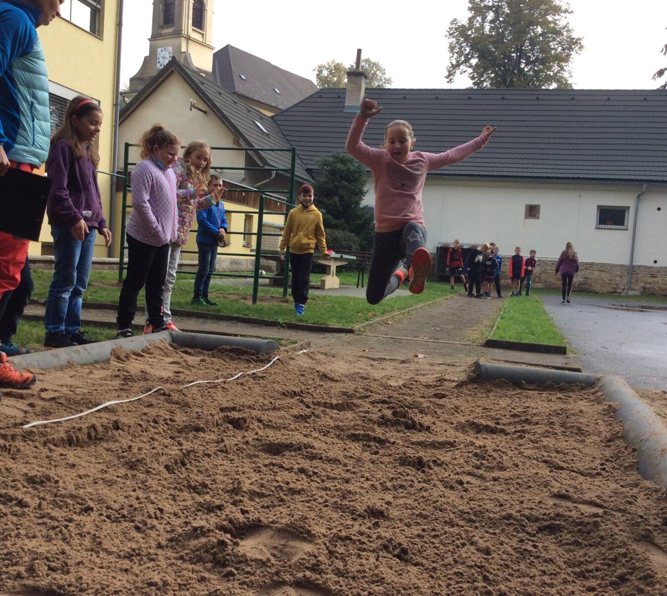 Soutěž ve skoku dalekém - Žabák - 14