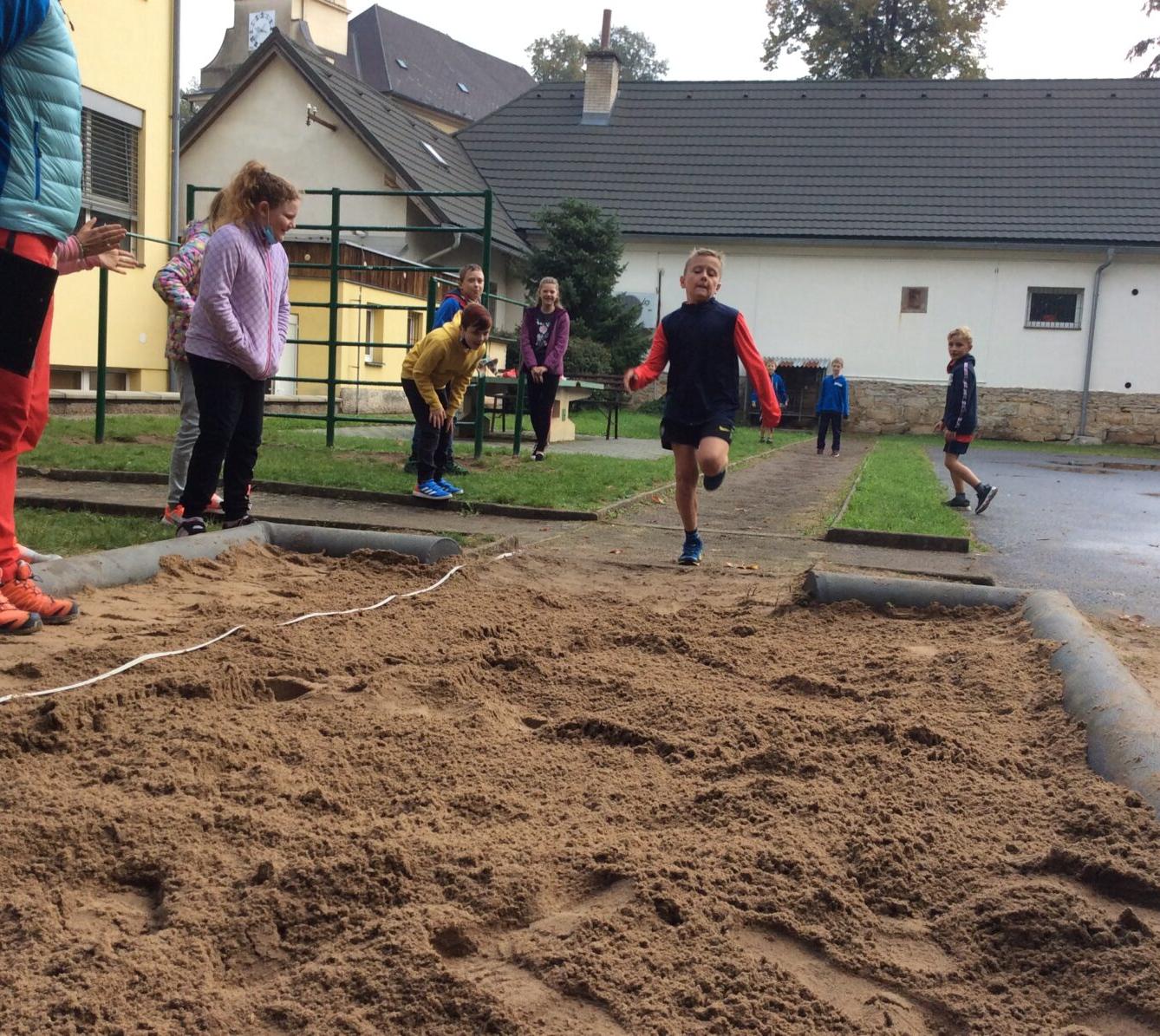 Soutěž ve skoku dalekém - Žabák - 19