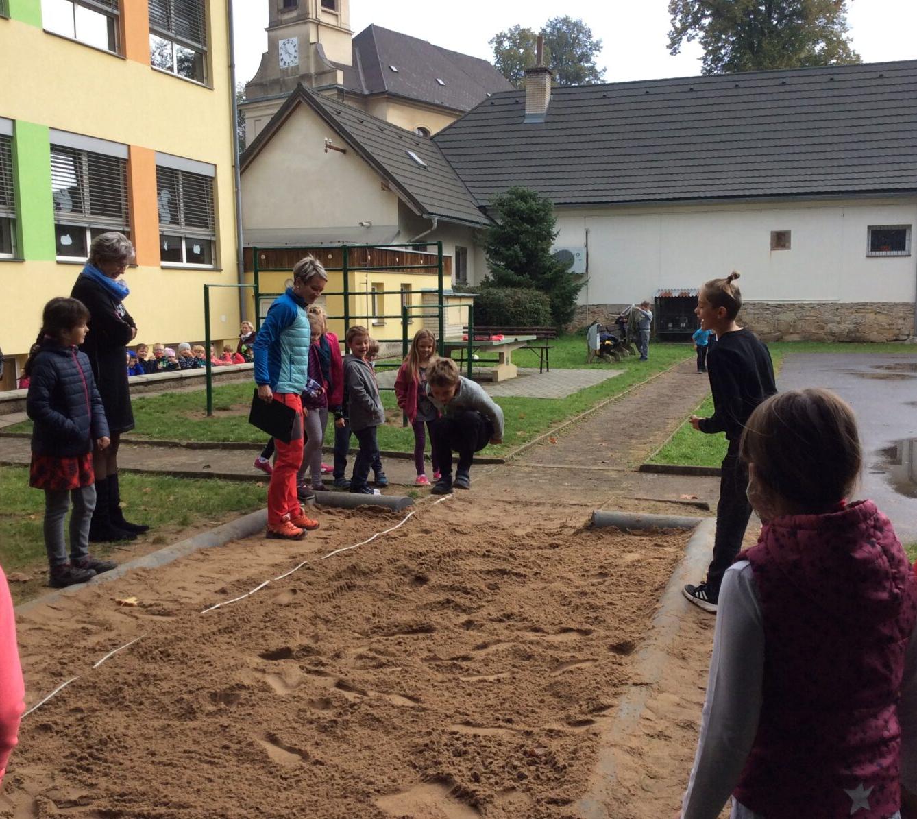 Soutěž ve skoku dalekém - Žabák - 25