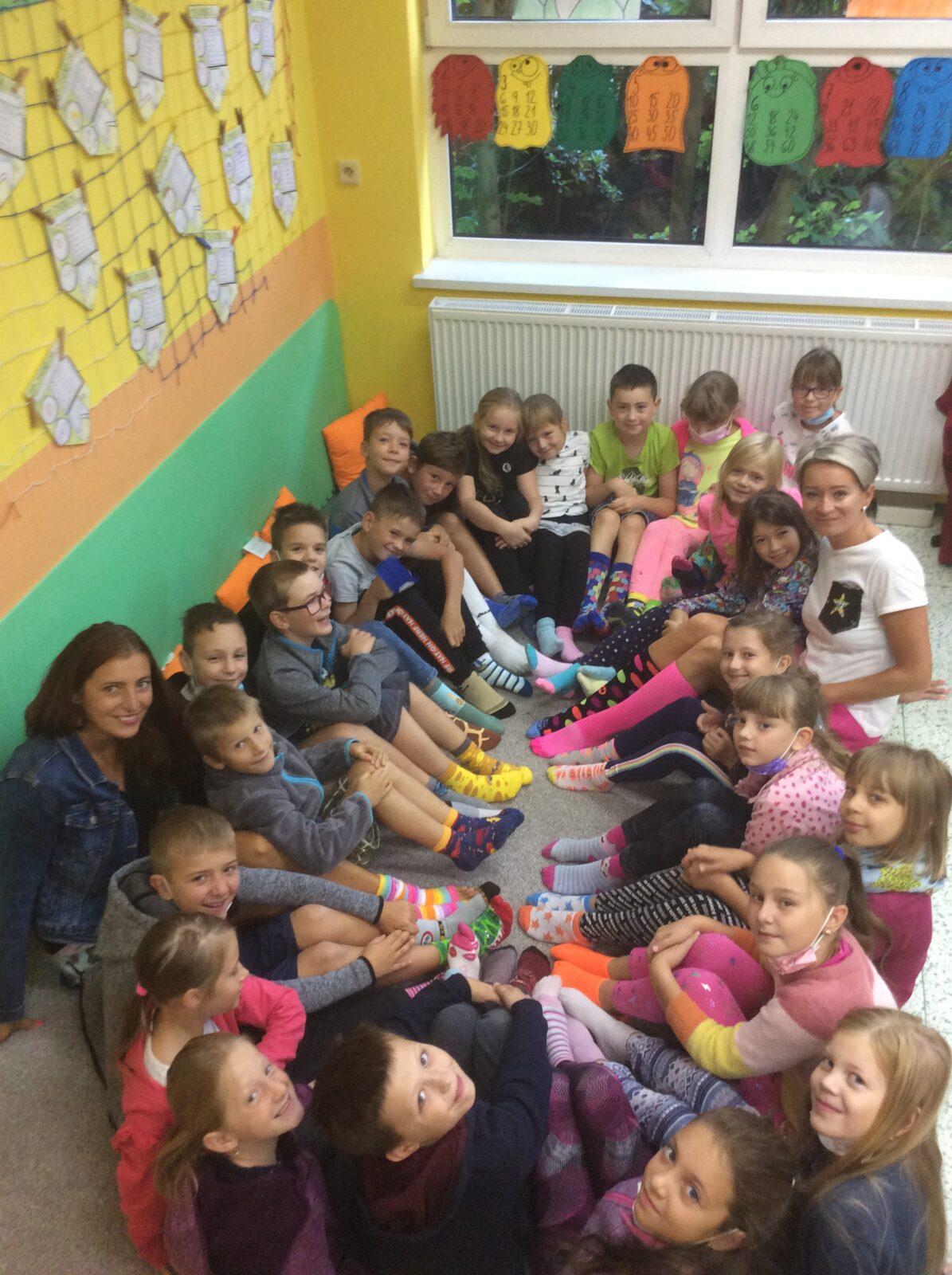 Barevný týden - ponožkový pátek - 1