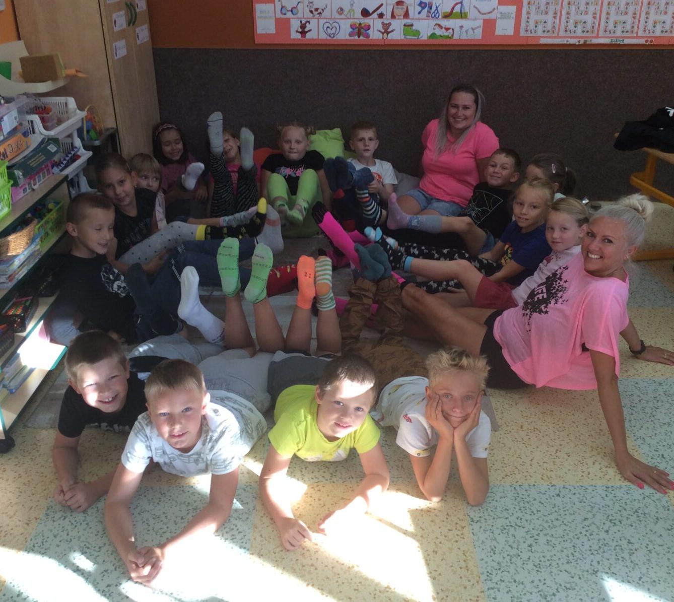 Barevný týden - ponožkový pátek - 2