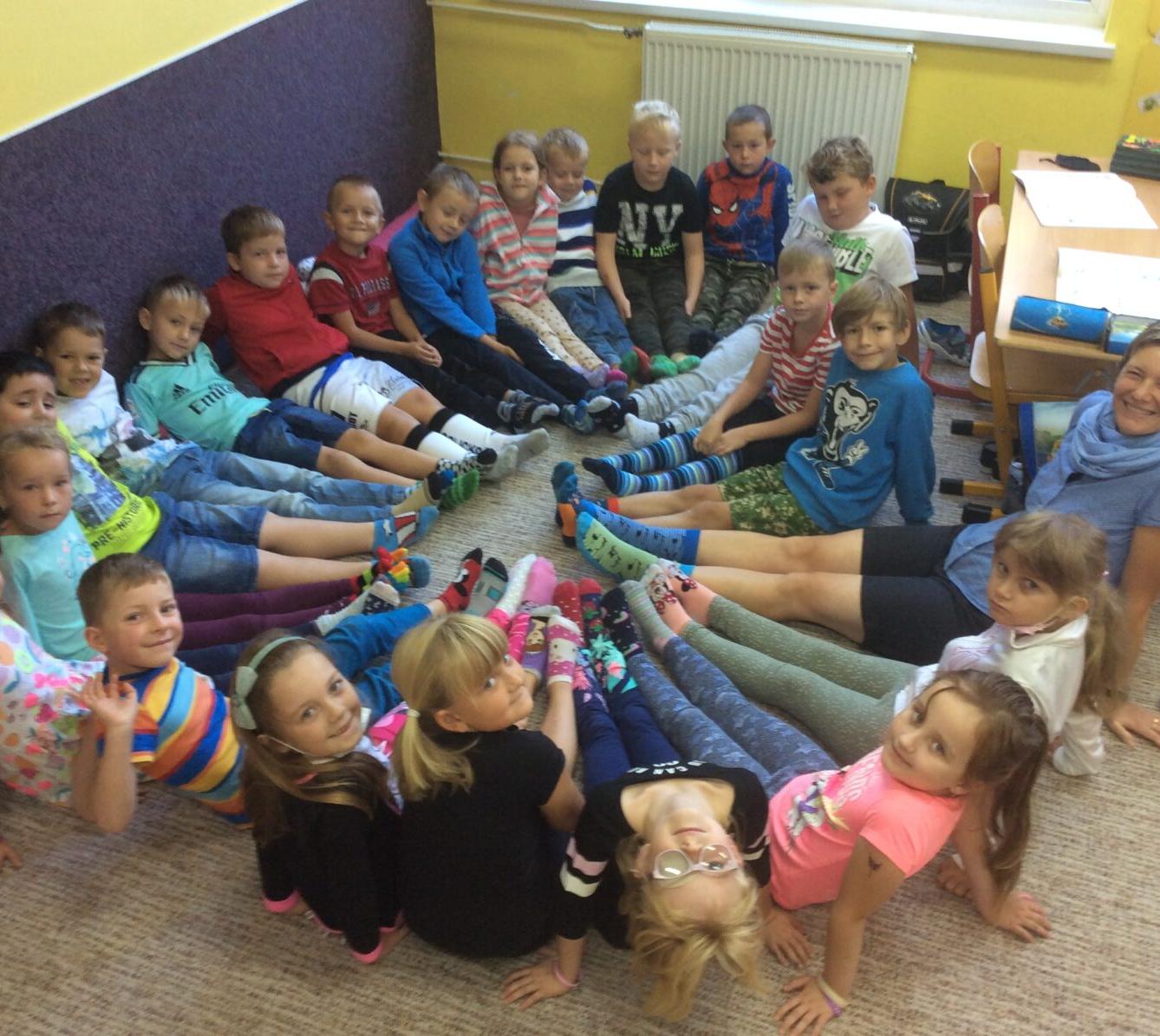 Barevný týden - ponožkový pátek - 3