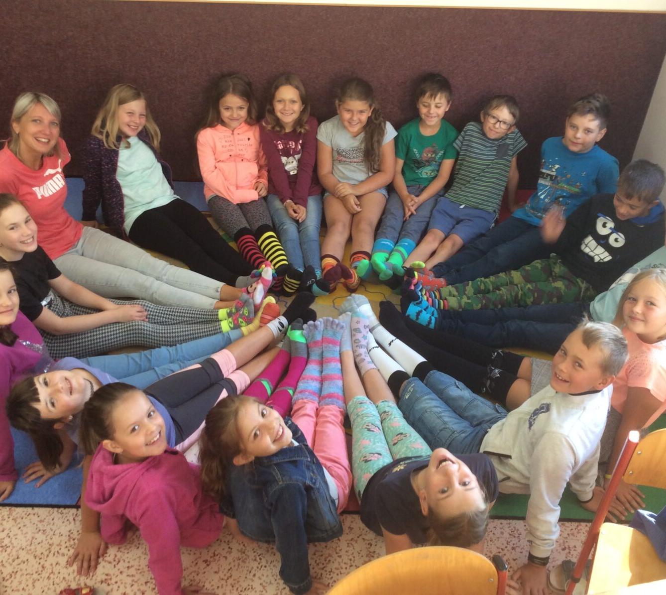 Barevný týden - ponožkový pátek - 4