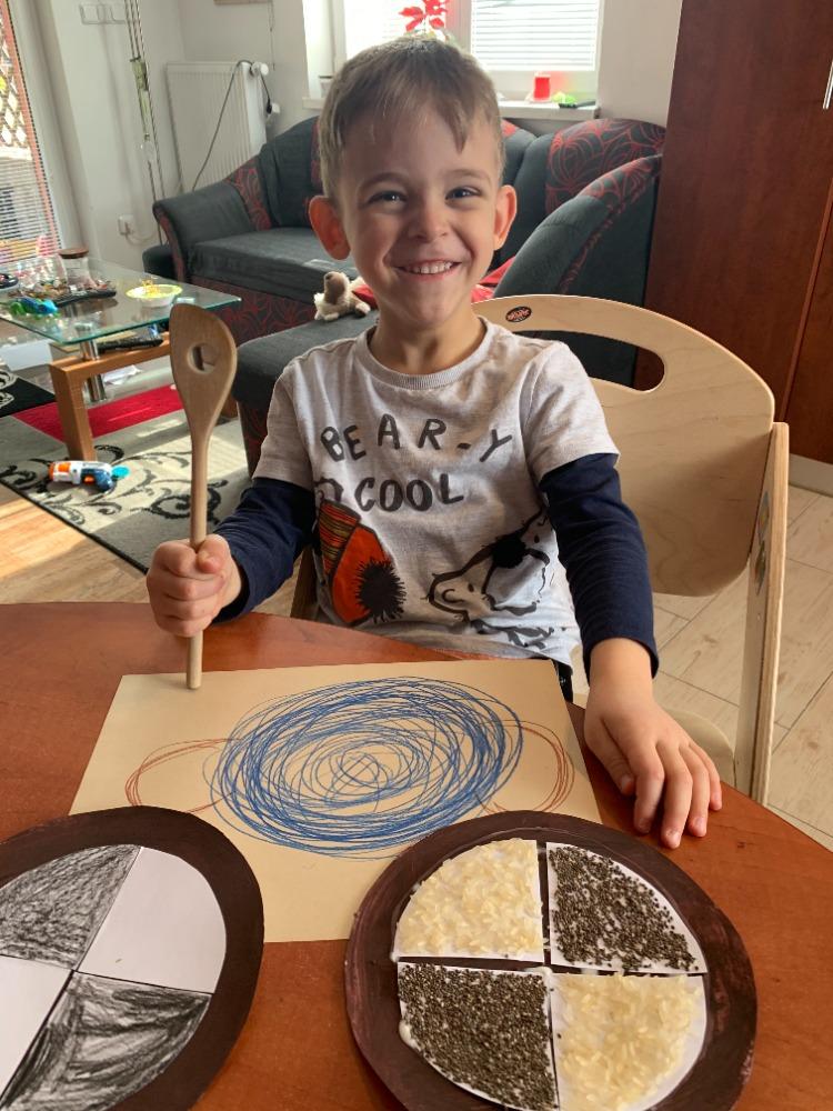 Distanční výuka v MŠ Kamarád (Ten dělá to a ten zas tohle:-)) - 85