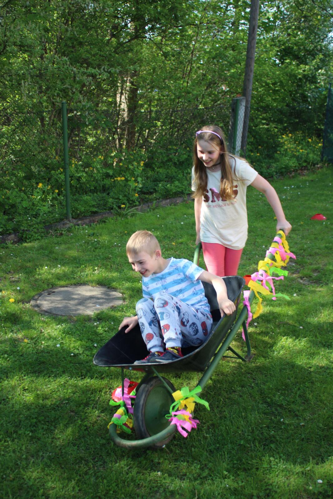 broučci a sovičky:besídka pro maminky - 53