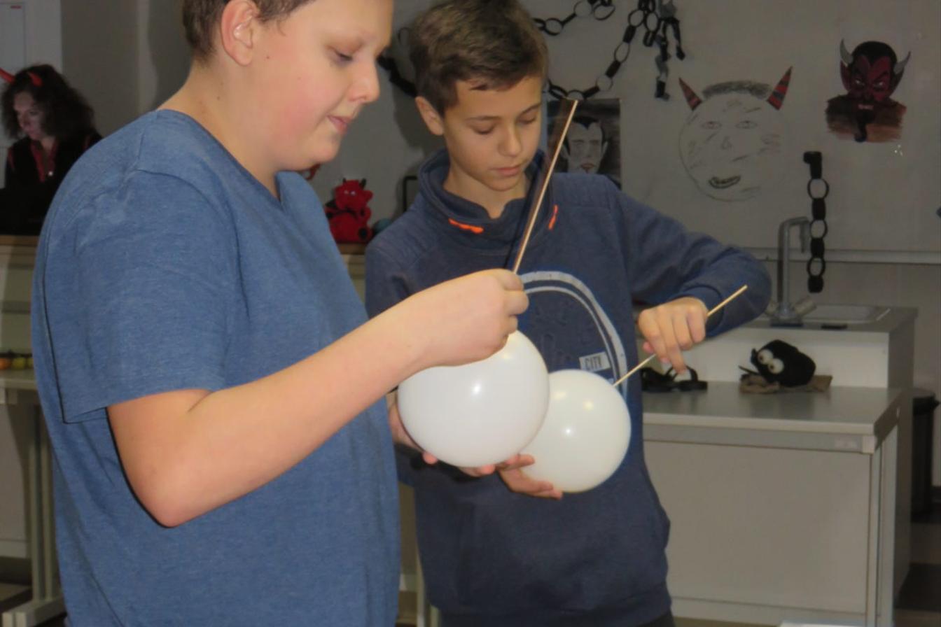 Klub zábavné logiky a deskových her na Univerzitě Hradec Králové