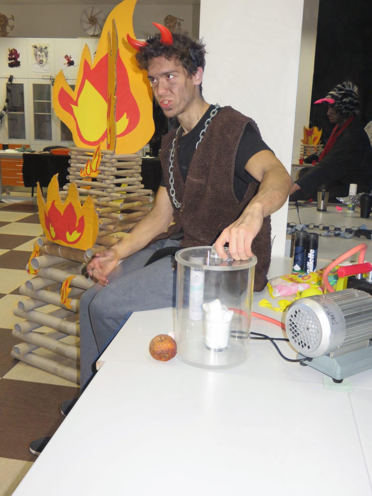 Klub zábavné logiky a deskových her na Univerzitě Hradec Králové - 4