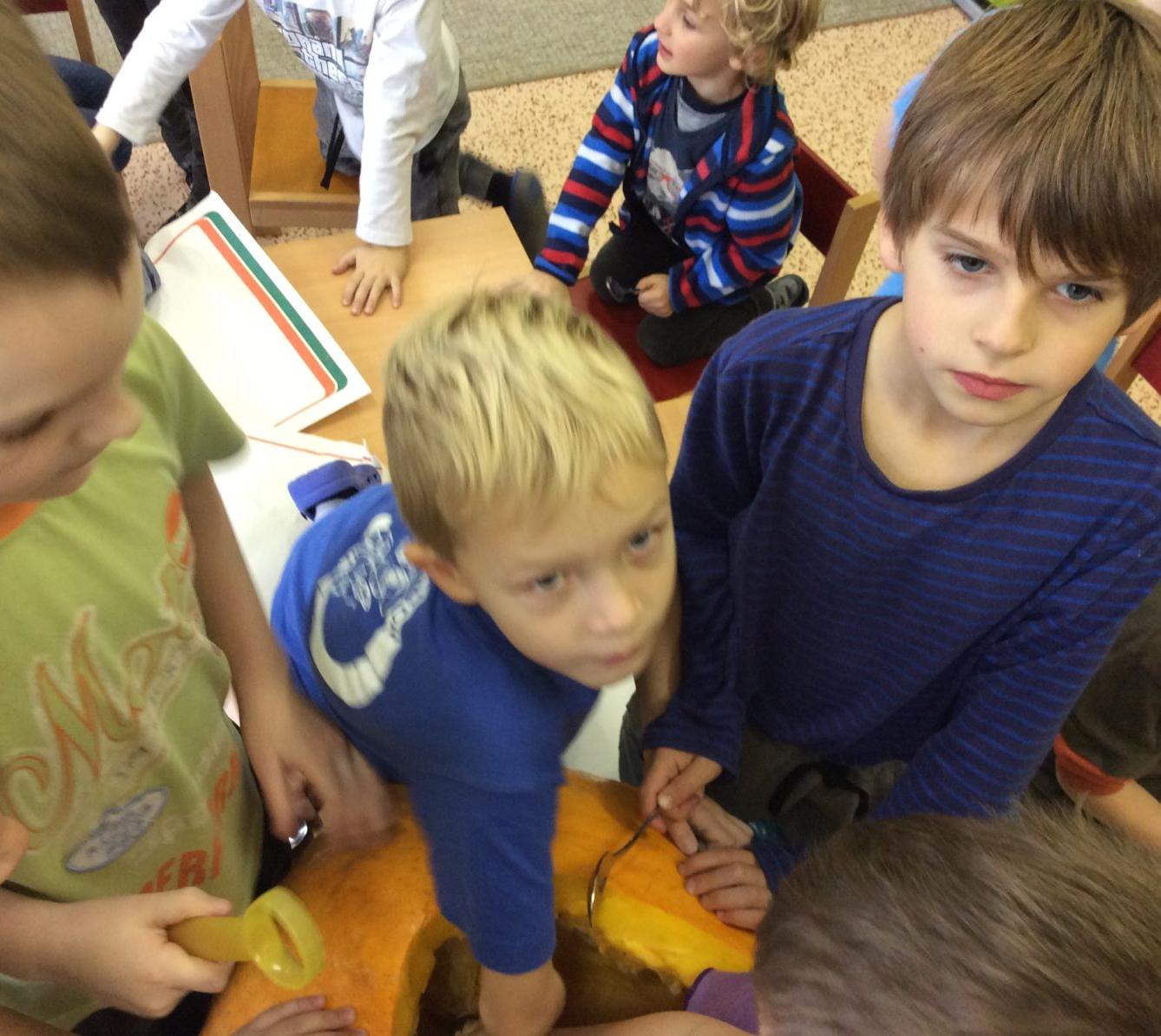 Listopad - II. oddělení a společná výzdoba - 4