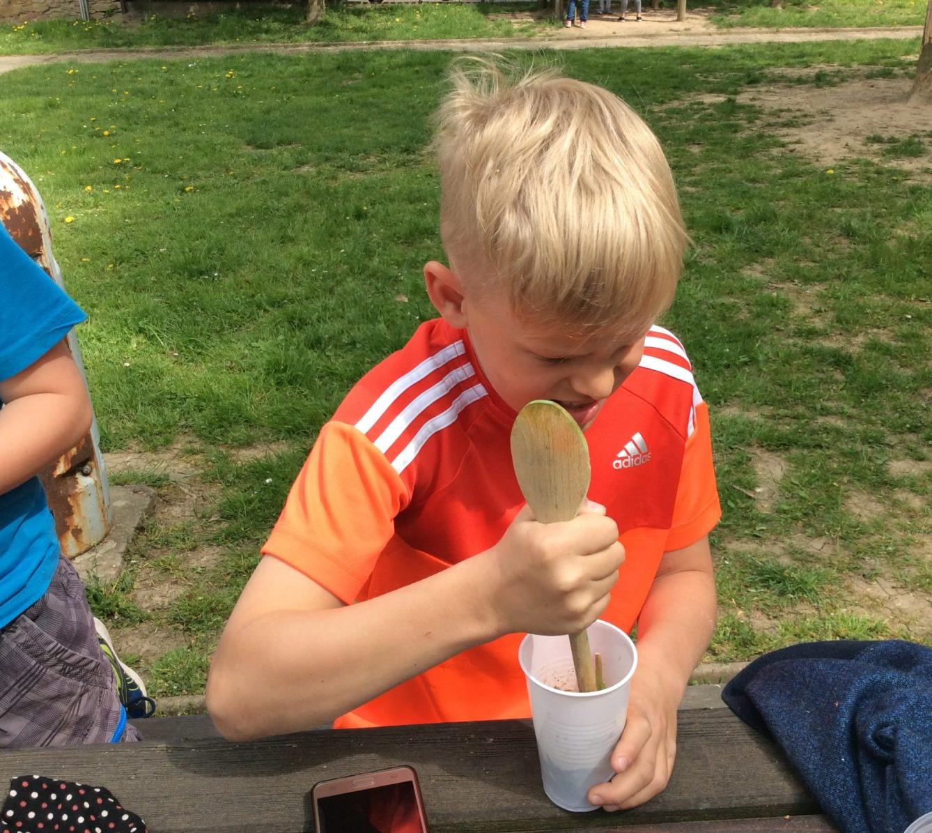 II.oddělení - spaní ve škole, duben,květen - 26