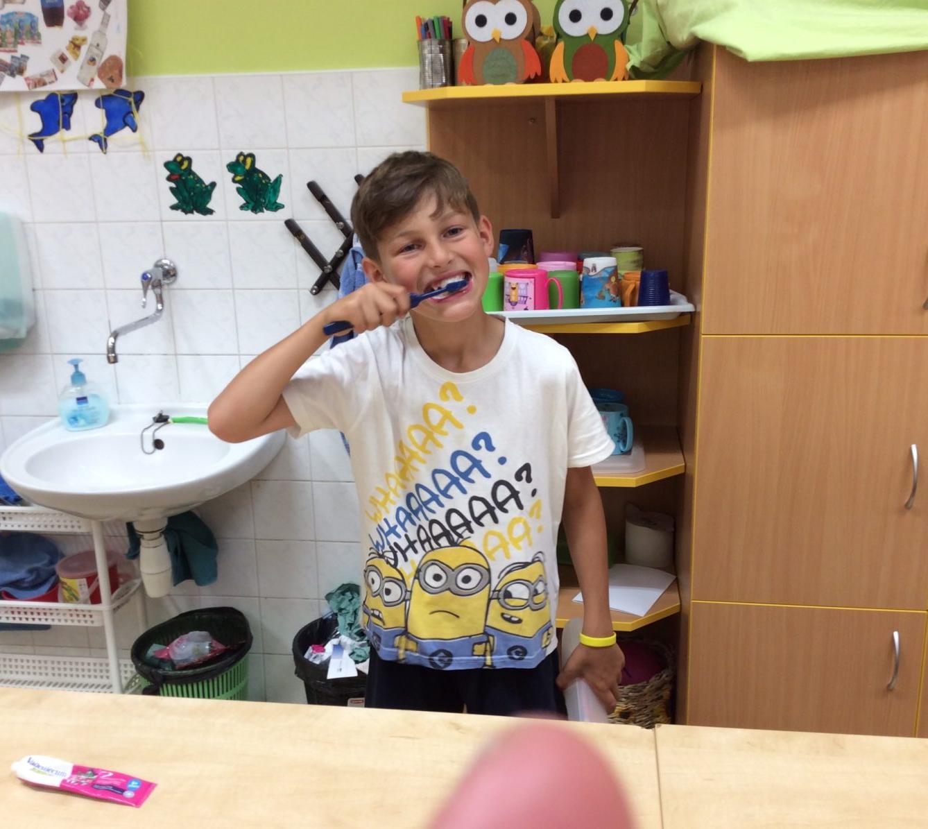 II.oddělení - spaní ve škole, duben,květen - 64