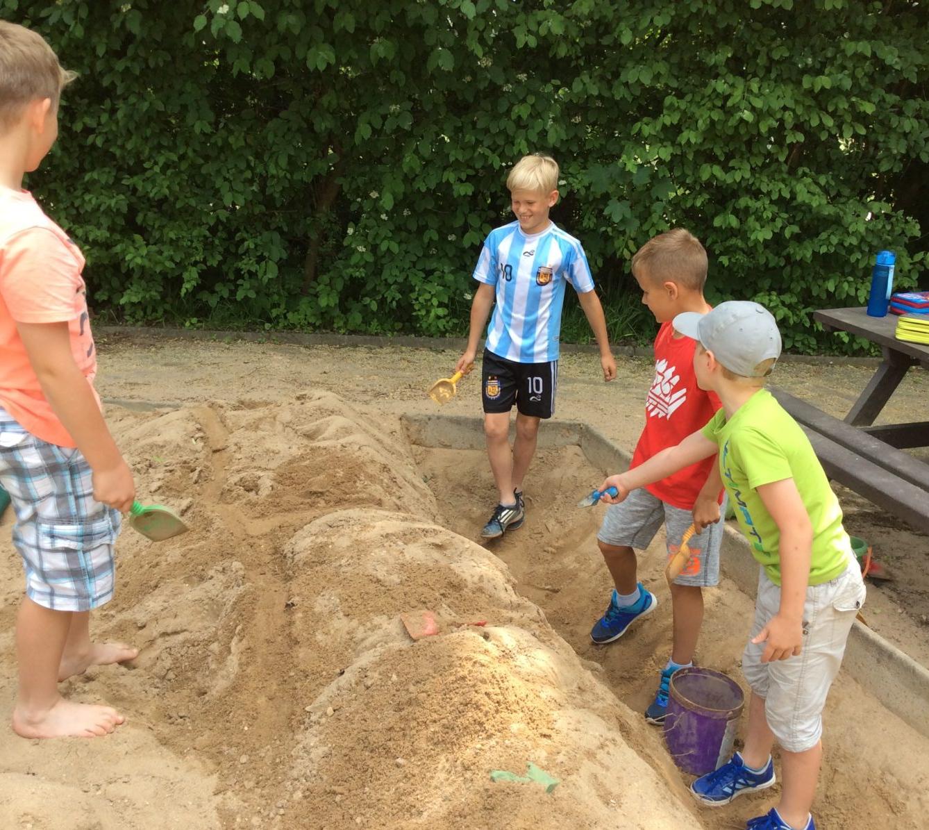 II.oddělení - spaní ve škole, duben,květen - 70