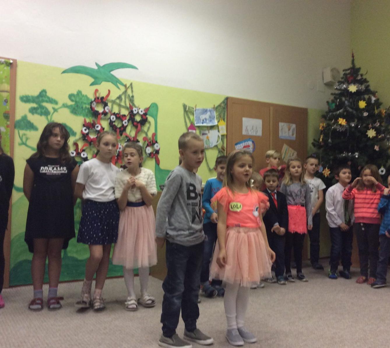 VÁNOČNÍ BESÍDKA PRO RODIČE - 44