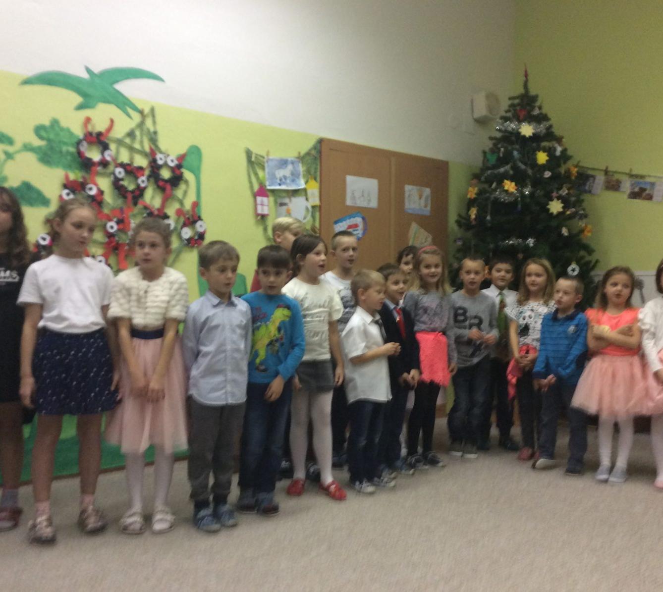 VÁNOČNÍ BESÍDKA PRO RODIČE - 60