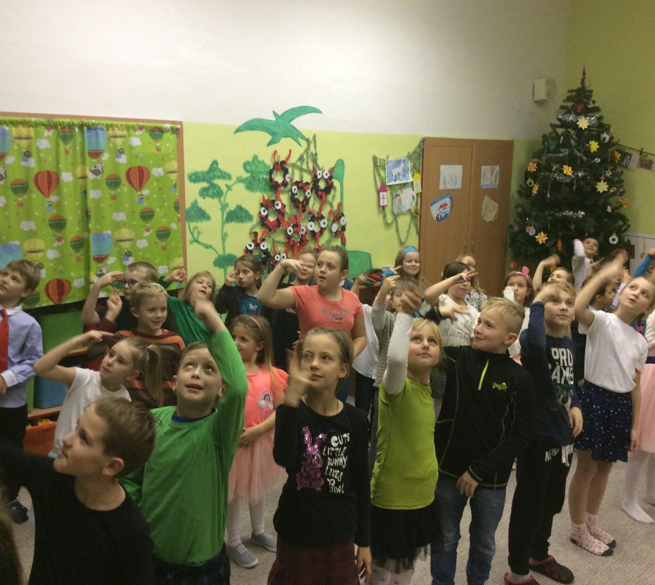 VÁNOČNÍ BESÍDKA PRO RODIČE - 73