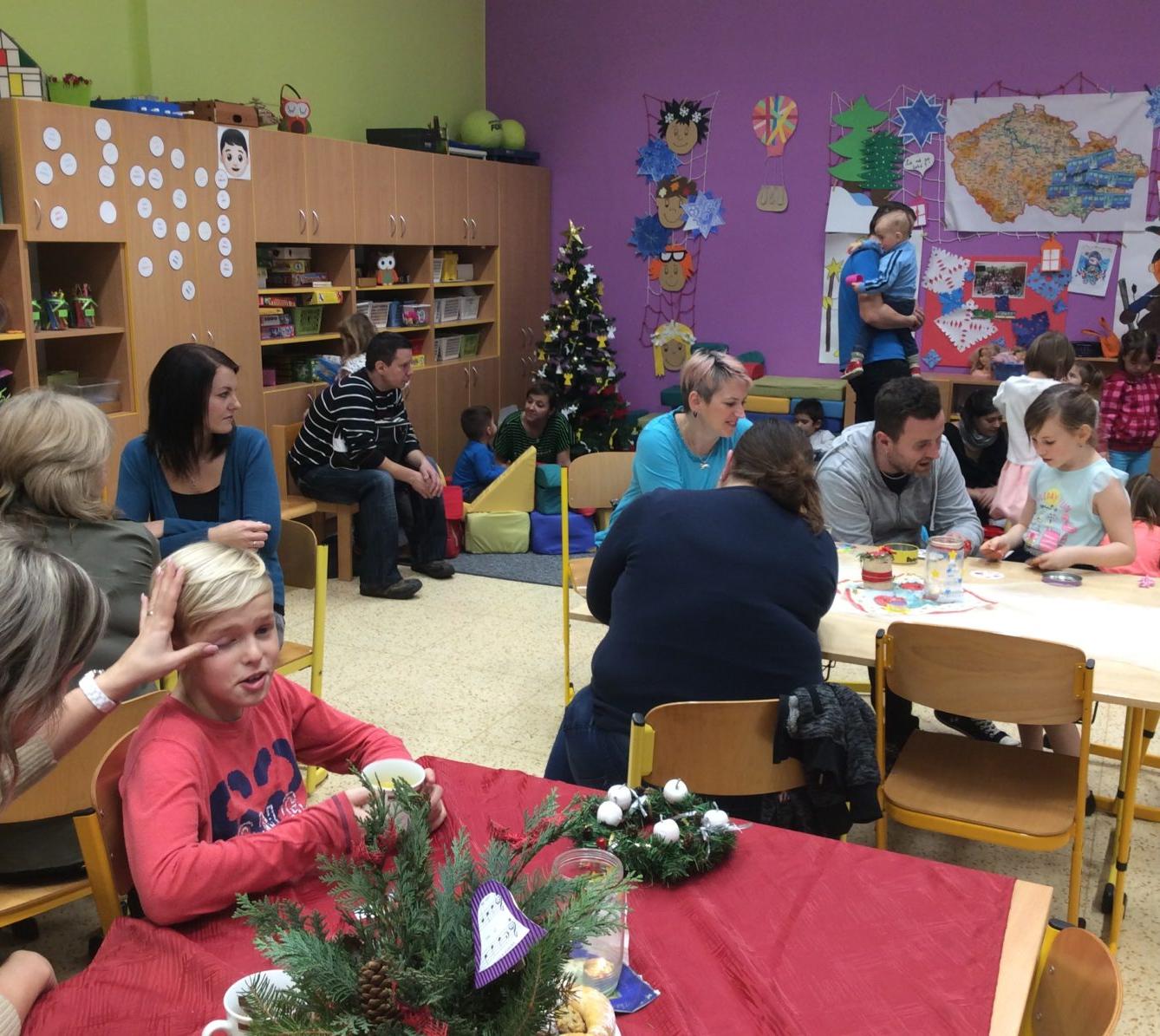 VÁNOČNÍ BESÍDKA PRO RODIČE - 83