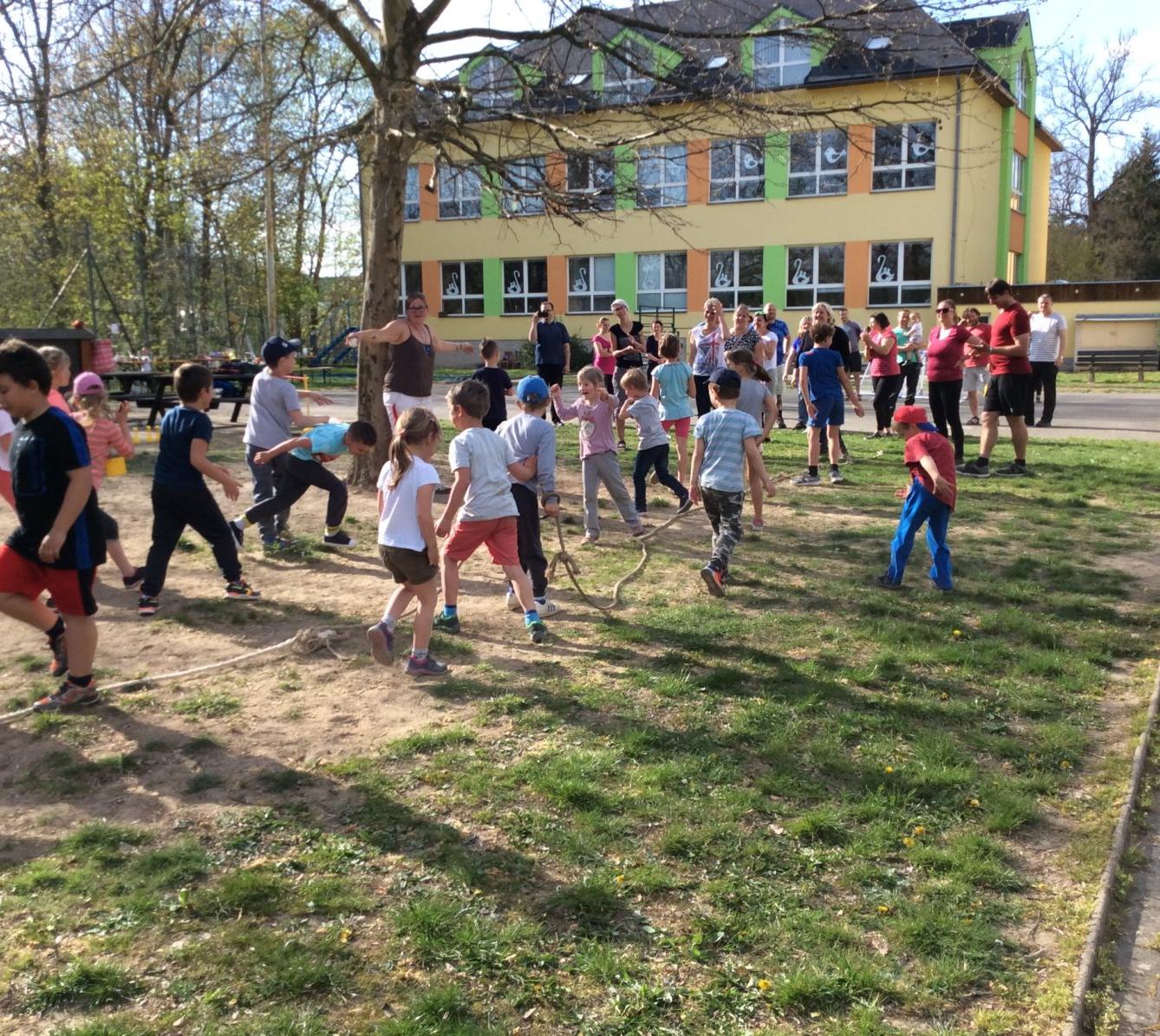 SPORTOVNÍ ODPOLEDNE S RODIČI - 68