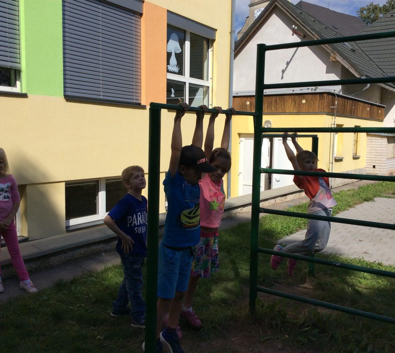 ZÁŘÍ - 2. ODDĚLENÍ - 2