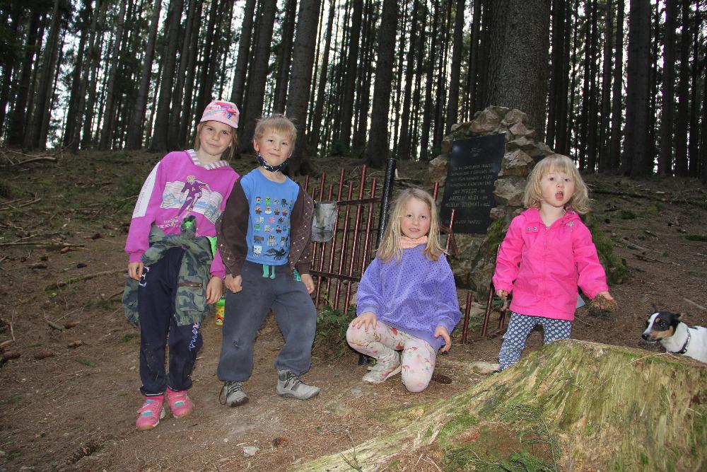 Výstupy druháčků z domácího učení 8. 5. - 14