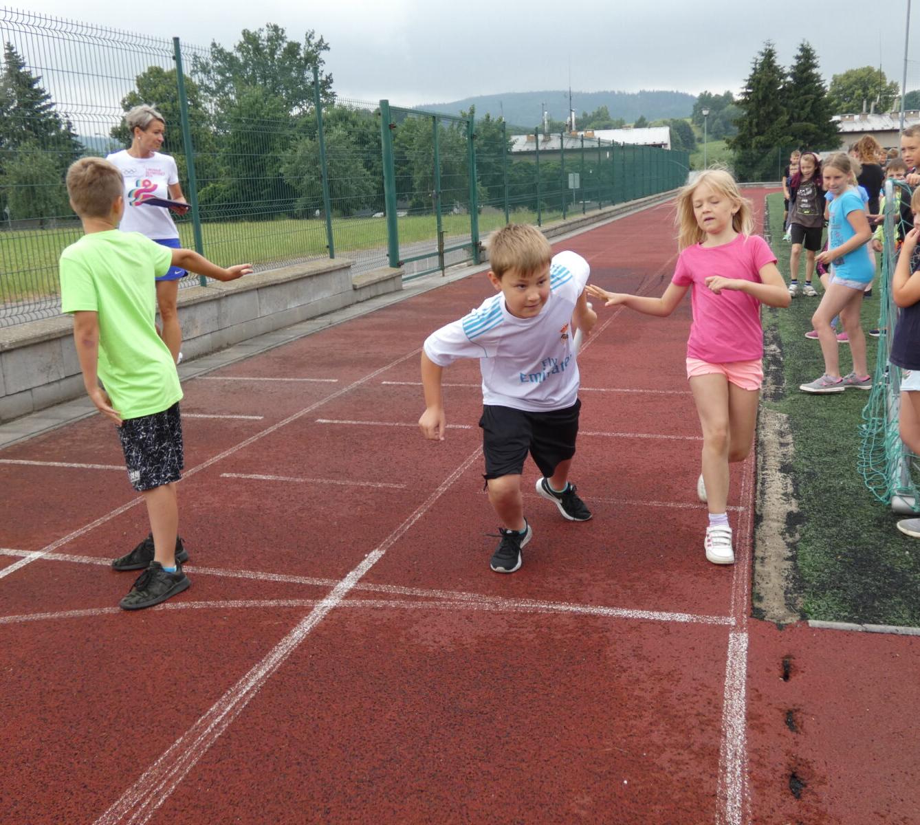 Štafetové běhy 1. stupně - 6