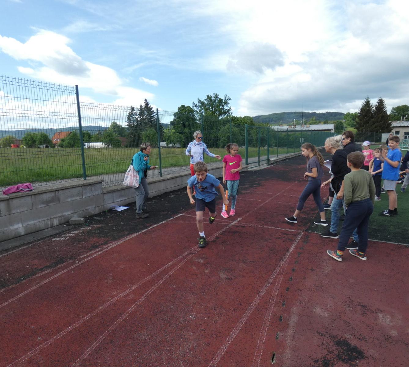 Běžecké štafety na 1. stupni - 16