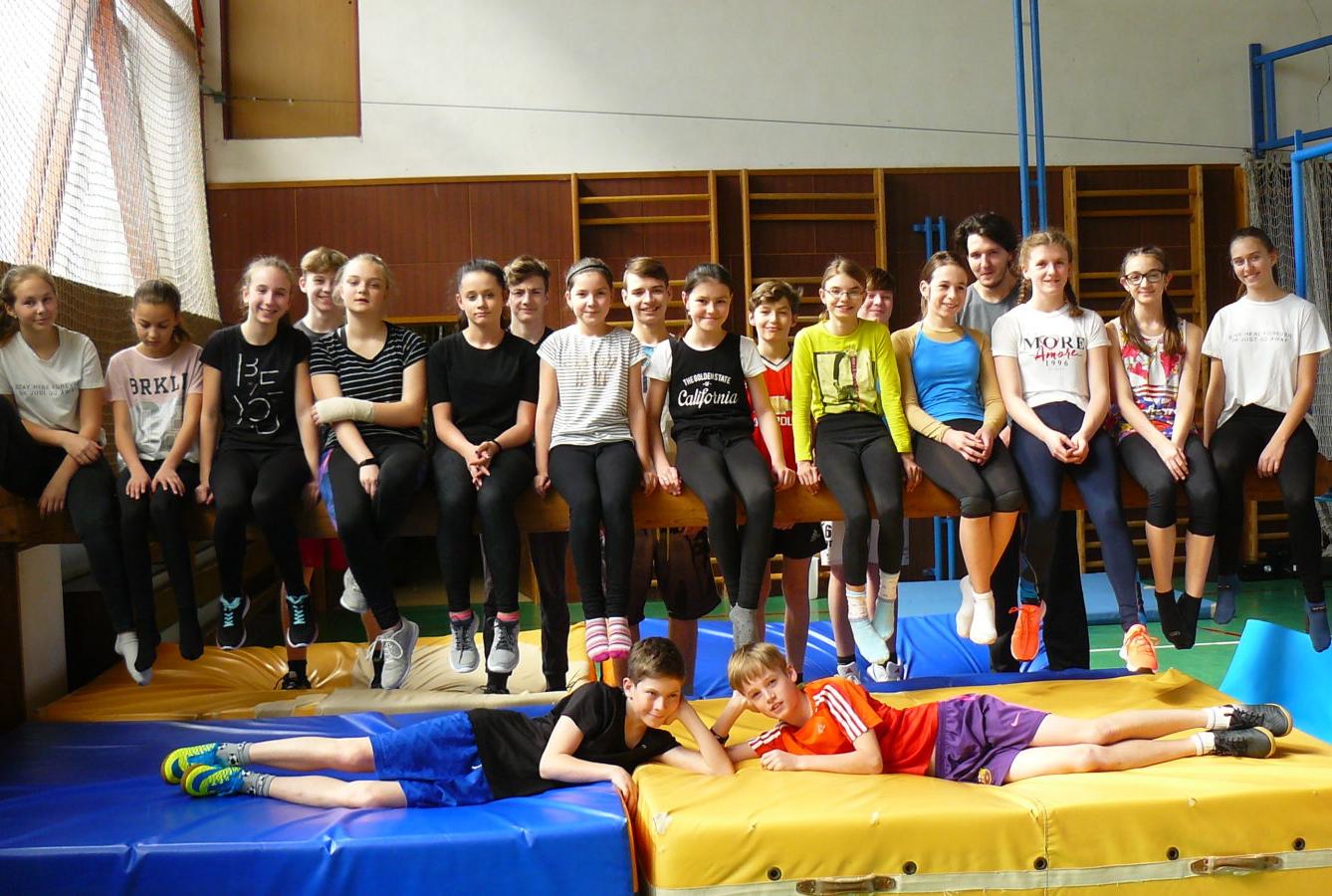 XVII. ročník školního kola SPORTOVNÍ GYMNASTIKY - 1