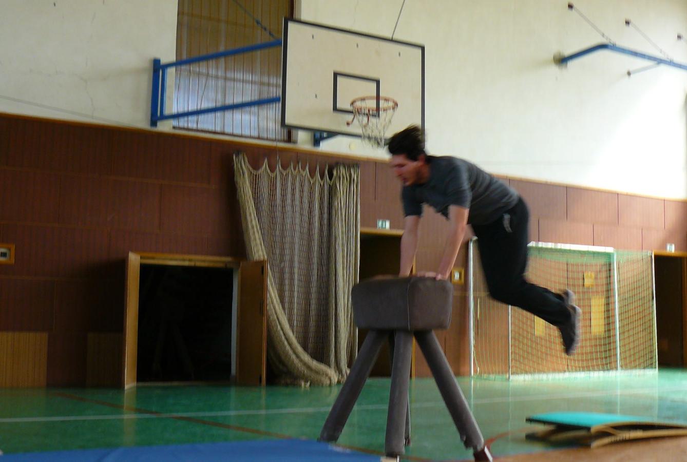 XVII. ročník školního kola SPORTOVNÍ GYMNASTIKY - 15