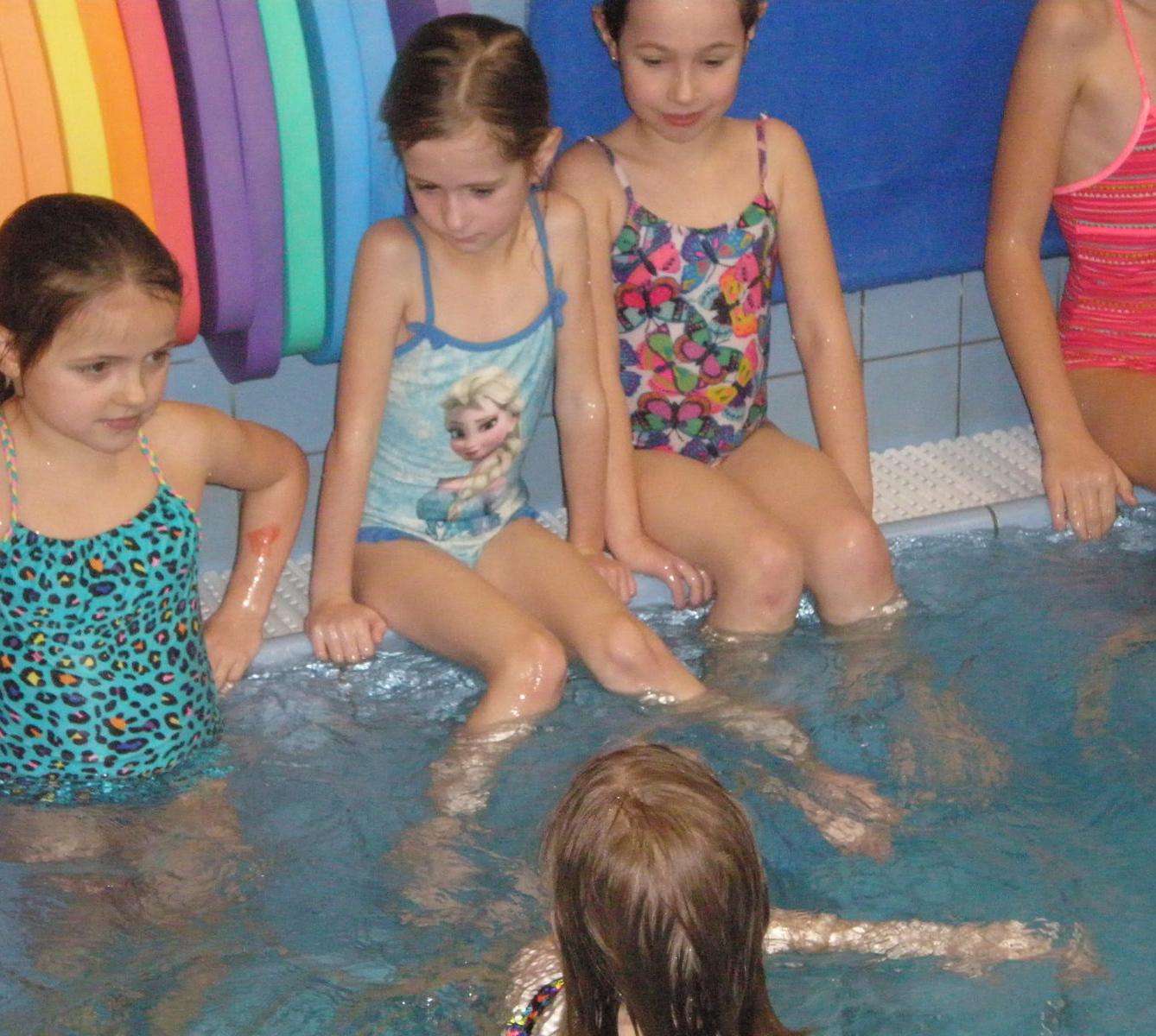 Zahájení plavecké výuky ve 2. a 3. třídě - 10