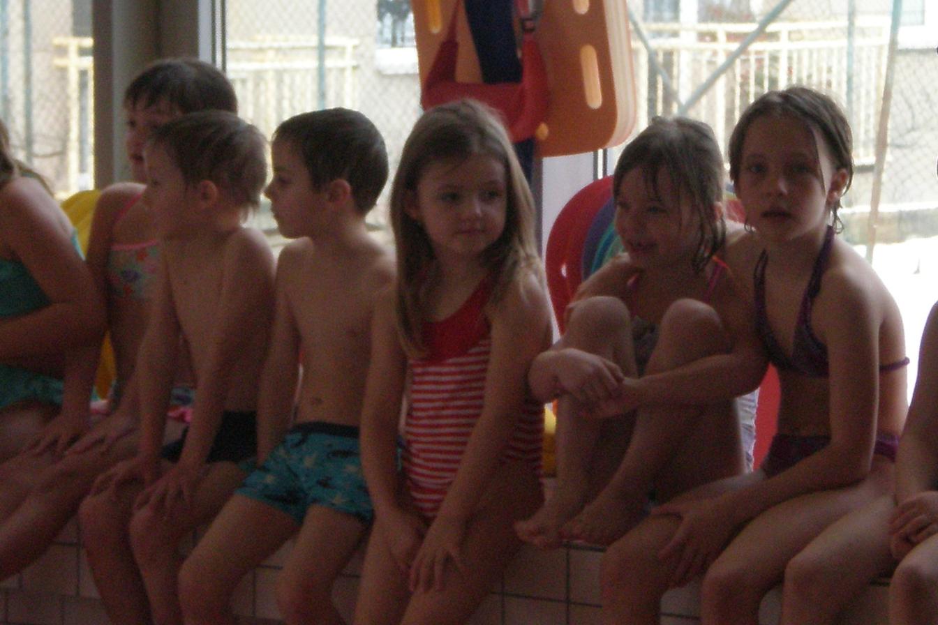 Zahájení plaveckého výcviku 1. a 2. třídy