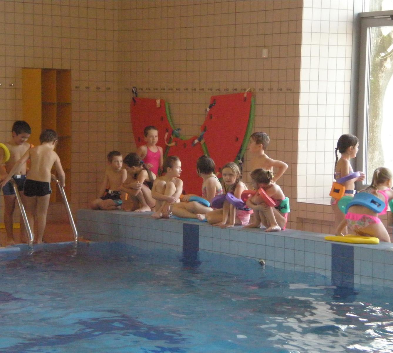 Zahájení plaveckého výcviku 1. a 2. třídy - 9