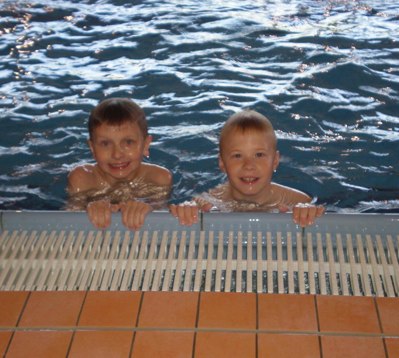 Ukončení plaveckého výcviku 1. a 2. třídy - 12