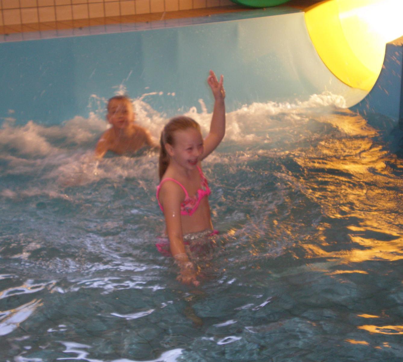 Ukončení plaveckého výcviku 1. a 2. třídy - 24