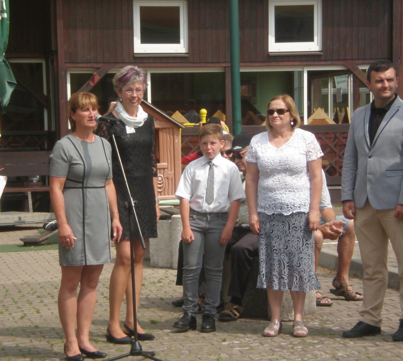 Slavnostní zasazení památné lípy - 2