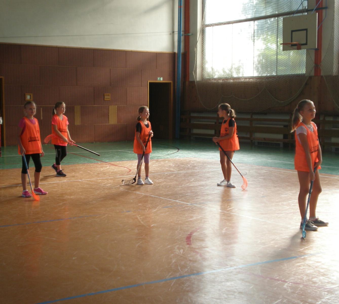 Úkazkové hodiny florbalu - 42