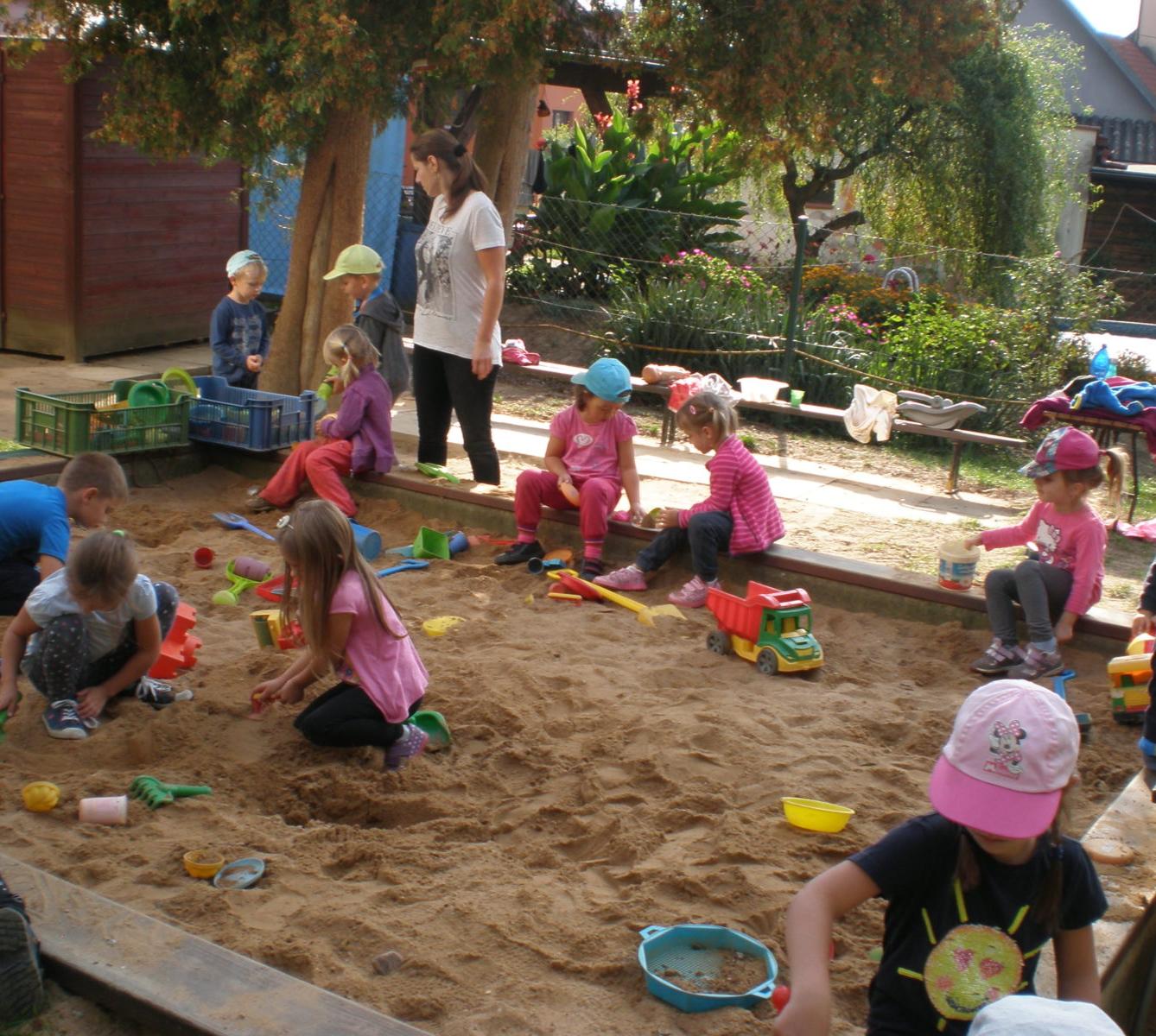 1. třída na návštěvě v MŠ Horní Libchavy - 4