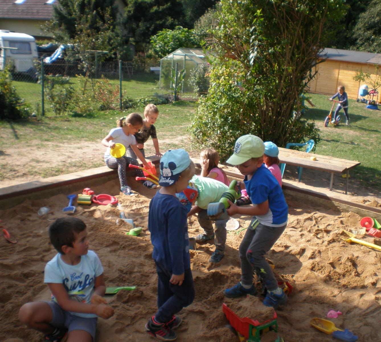 1. třída na návštěvě v MŠ Horní Libchavy - 9