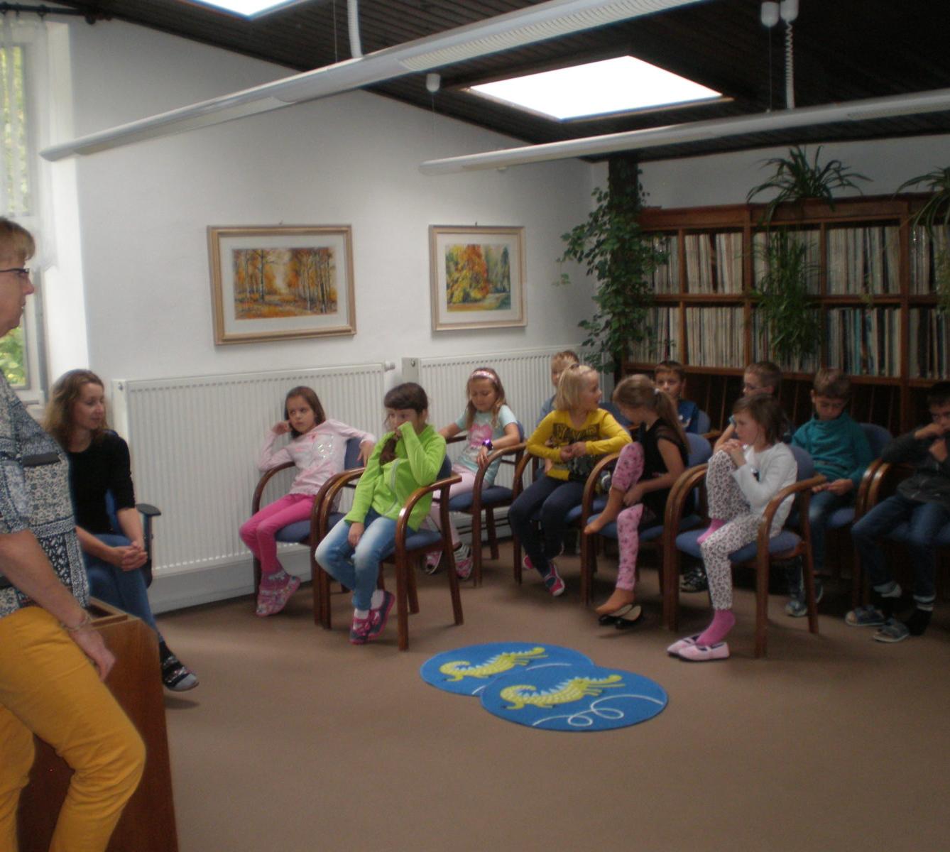 Pasování žáků 2. třídy na čtenáře - 5