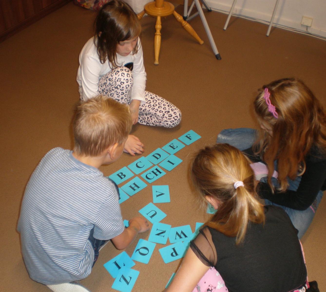 Pasování žáků 2. třídy na čtenáře - 10