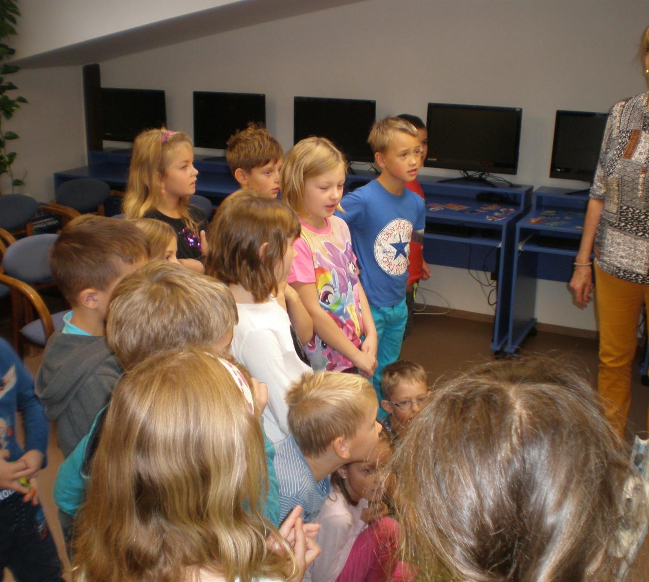 Pasování žáků 2. třídy na čtenáře - 22