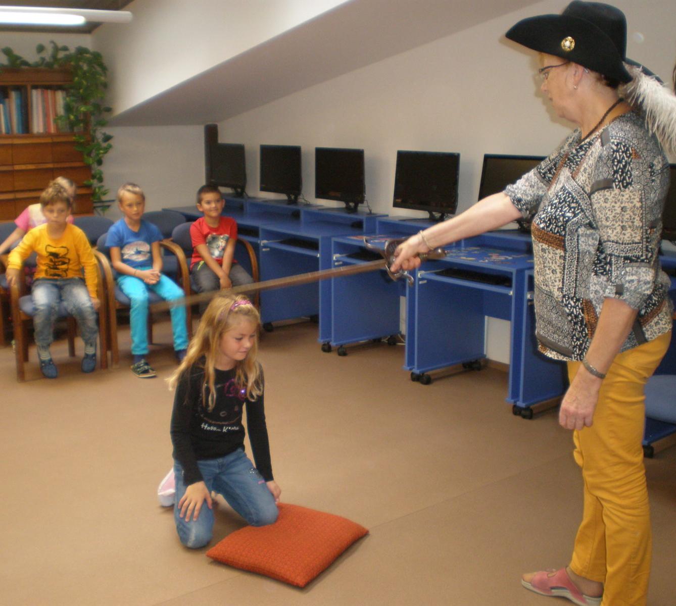 Pasování žáků 2. třídy na čtenáře - 26