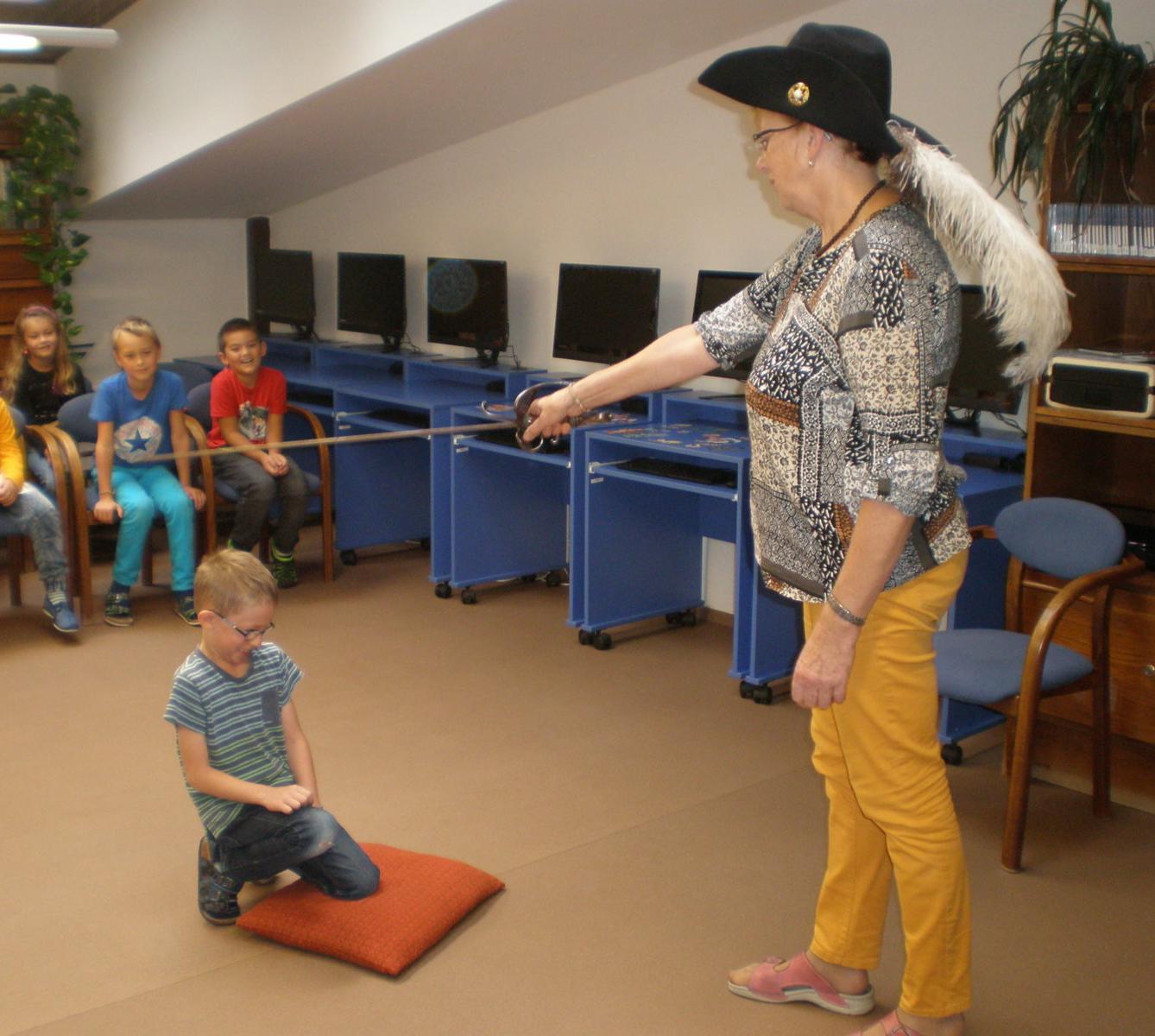 Pasování žáků 2. třídy na čtenáře - 29