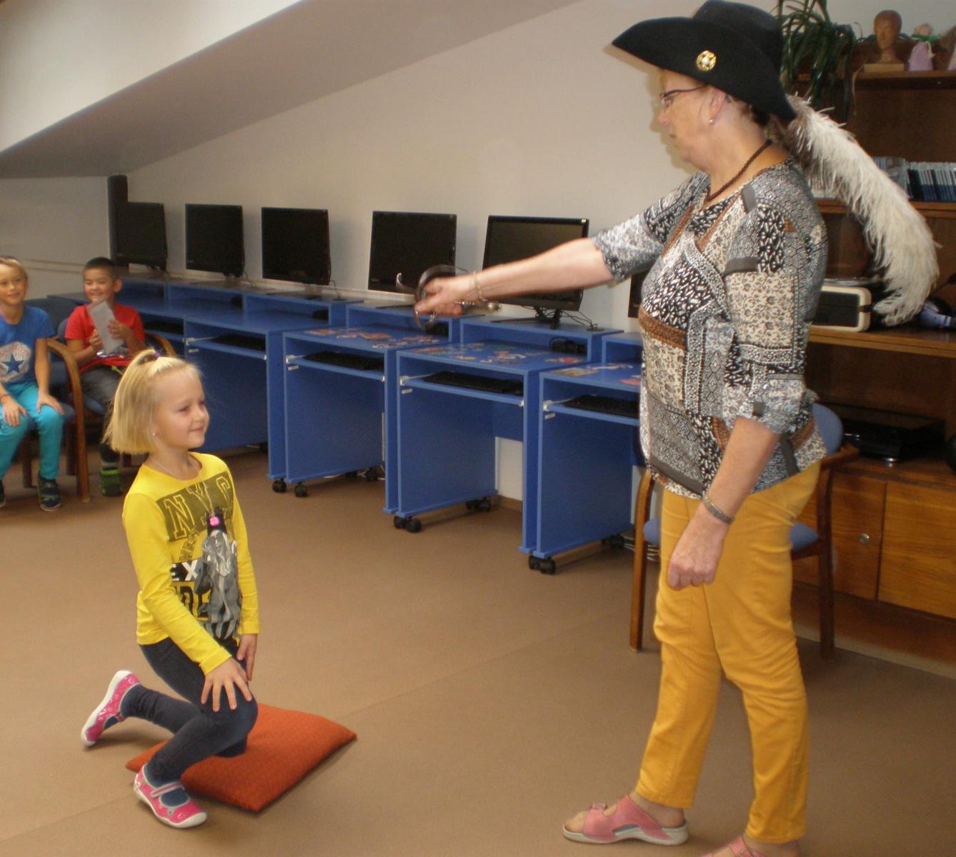 Pasování žáků 2. třídy na čtenáře - 33