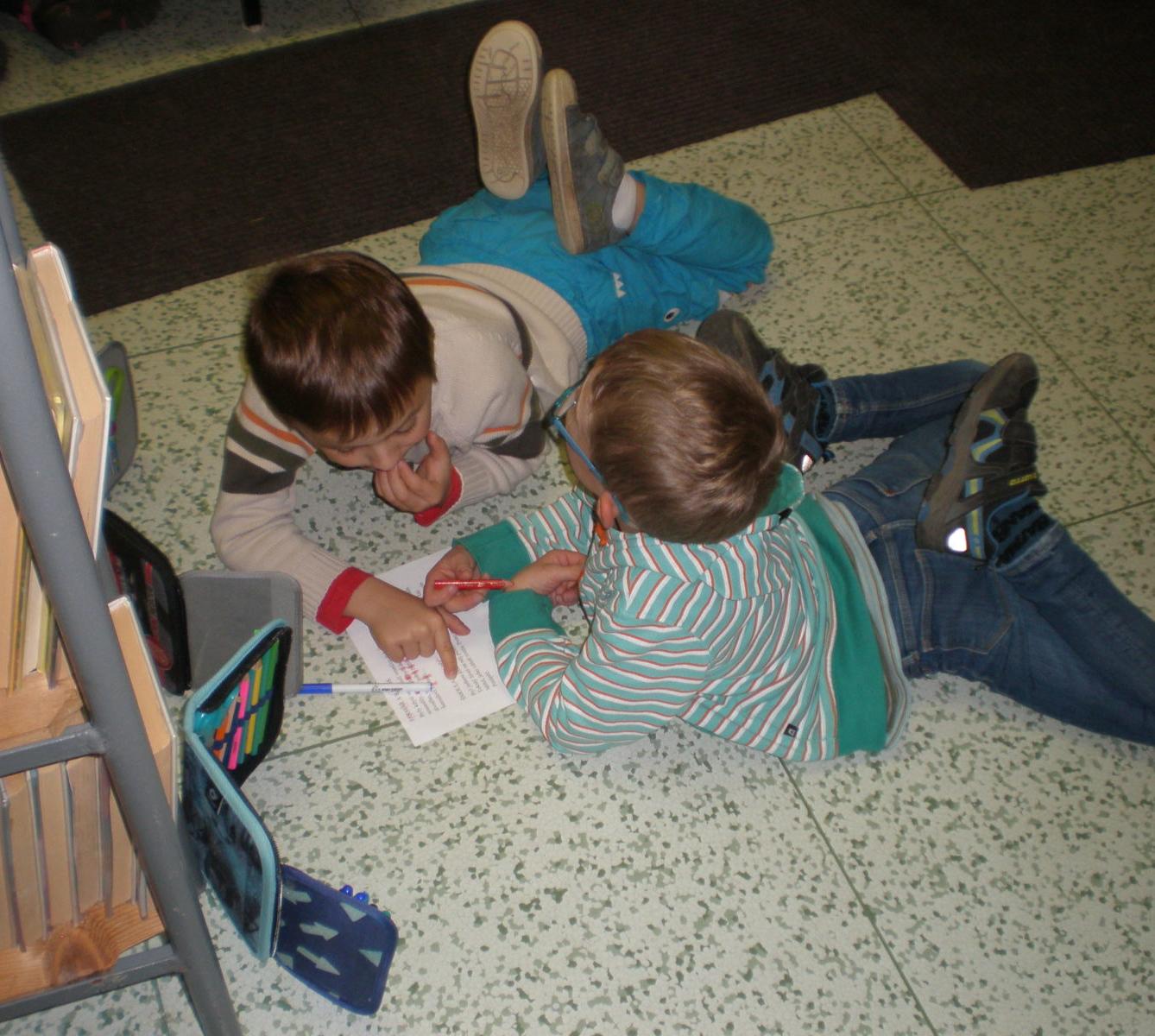 Návštěva druháčků v Obecní knihovně - 14