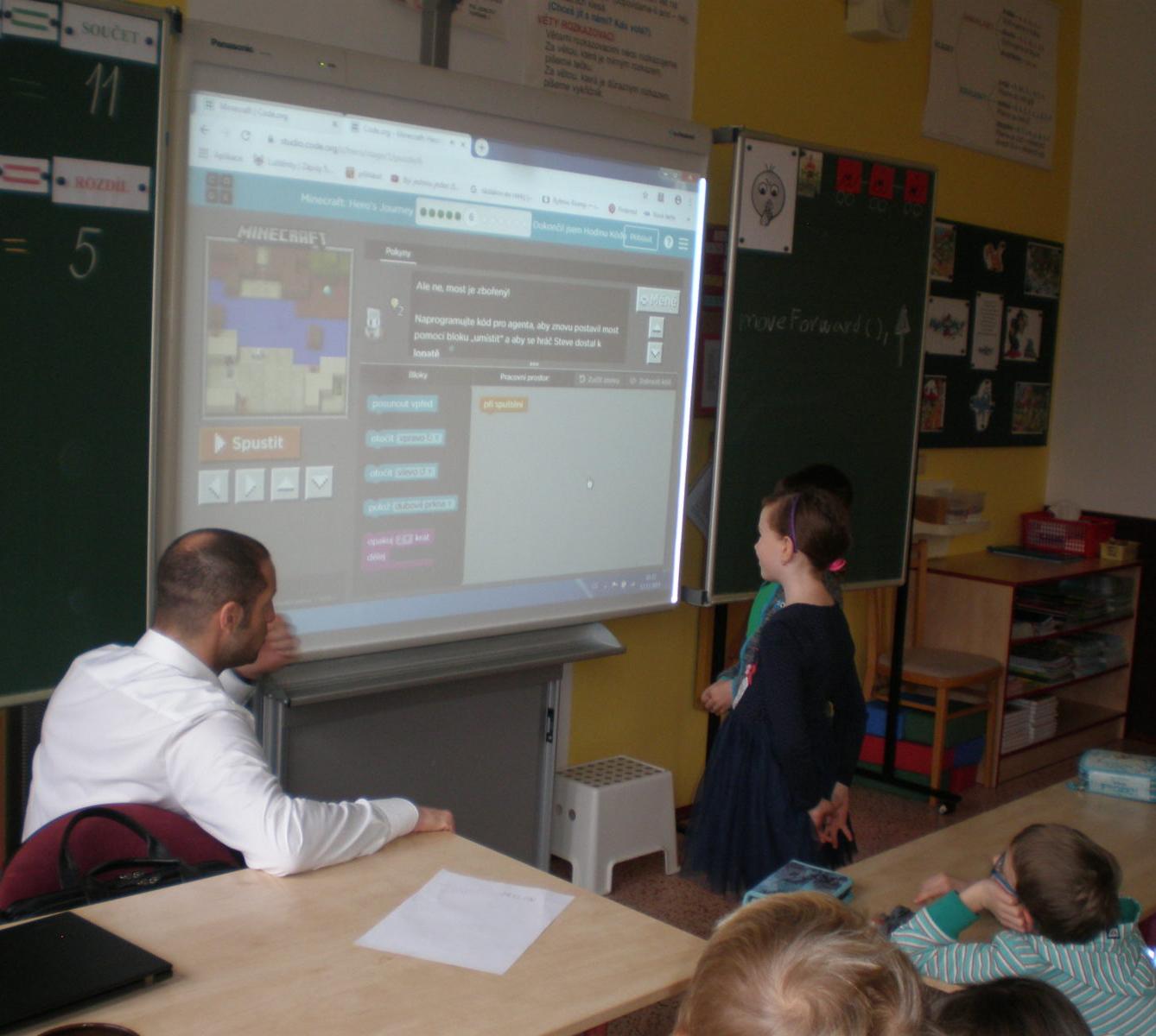 Hodina kódu ve 2. a 5. třídě - 15